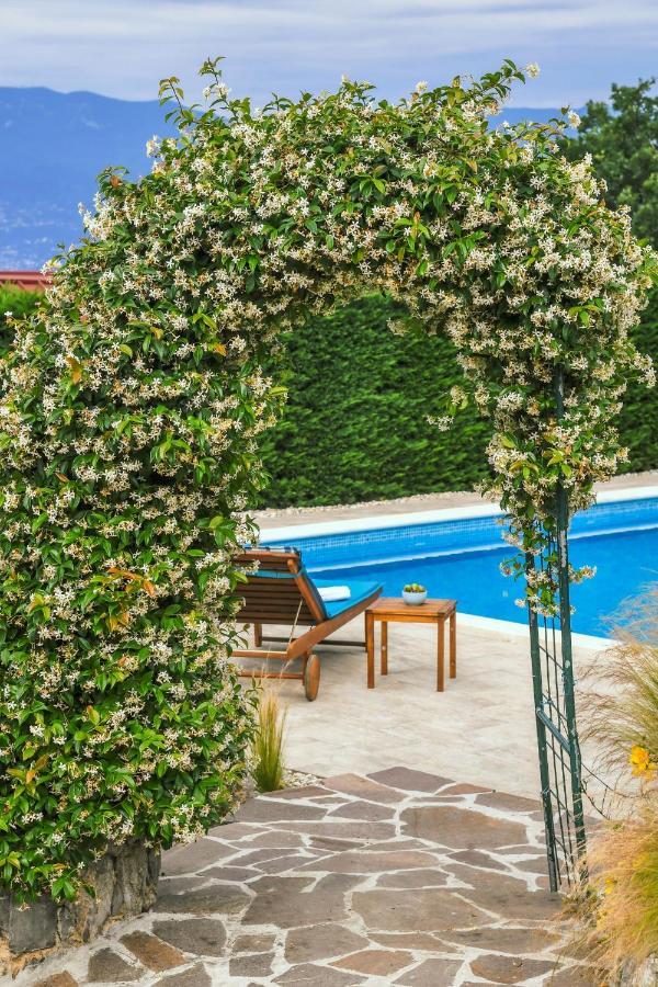 *****Pool House With Beautiful Seaview,Big Garden And Old Tavern***** 里耶卡 外观 照片