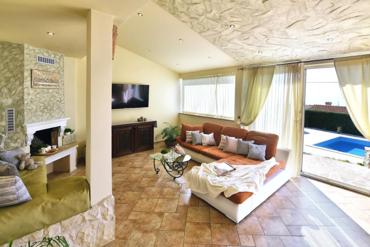 *****Pool House With Beautiful Seaview,Big Garden And Old Tavern***** 里耶卡 外观 照片